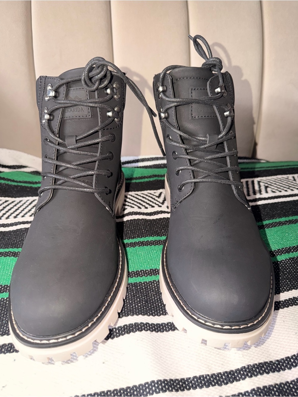 Men's Gray Lace-Up Rugged Boots